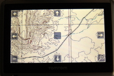 Voici à quoi ressemble la carte topographique de l'endroit où la photo ci-dessus a été prise (Nipple Bench), téléchargée avec USAPhotoMaps lorsqu'elle est affichée sur mon TomTom One XL. Rassurez-vous, la carte est en couleur mais cet endroit est tellement désertique qu'il n'y a rien à colorer...